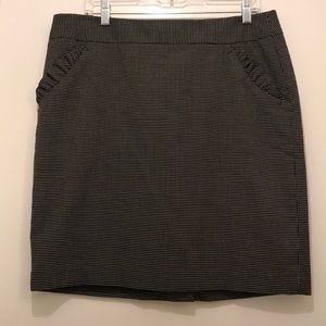 Loft pencil skirt with pockets, size 14